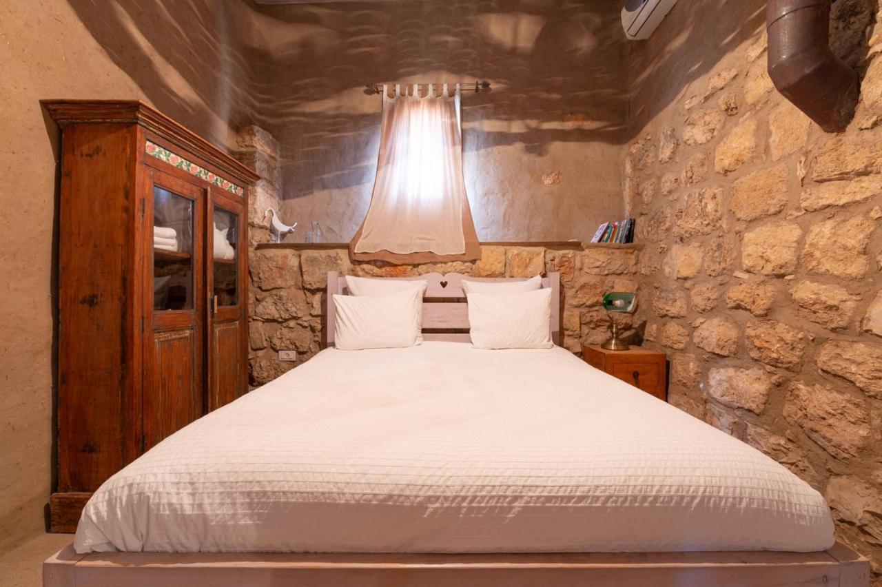 Hemdatya Stone Suites In The Galilee Ilaniya Exterior photo